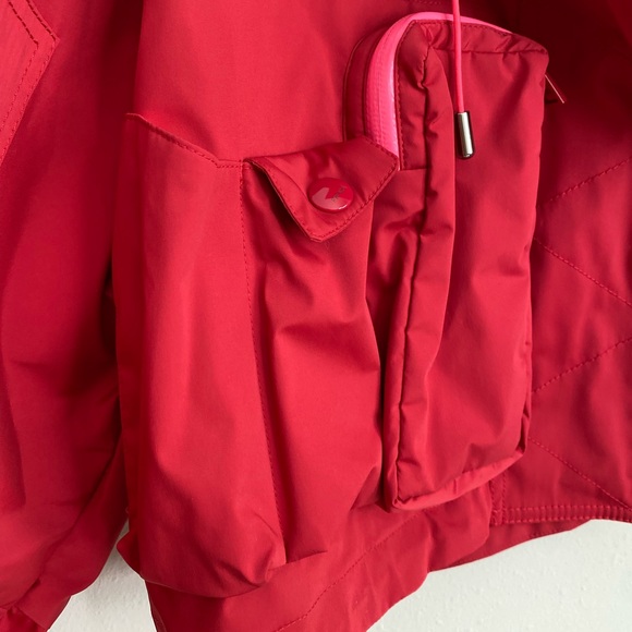 Like new FENDI Roma Amor Short Hooded Parka In Red $1,980 38 XS - Picture 10 of 15